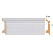 Цветной напольный плинтус Decomaster D122-70 (78*21*2400 мм)